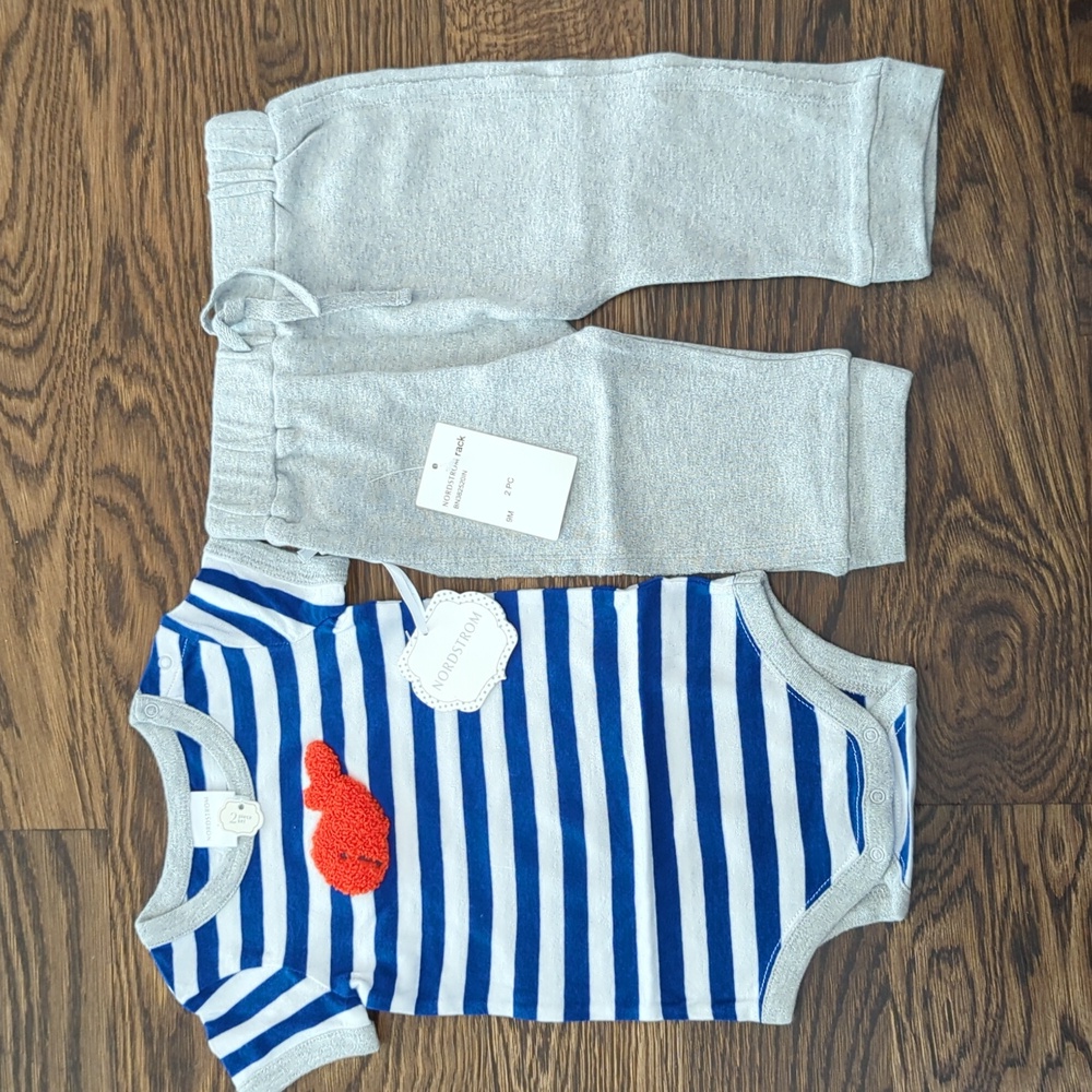 Nordstrom Baby 2-piece outfit